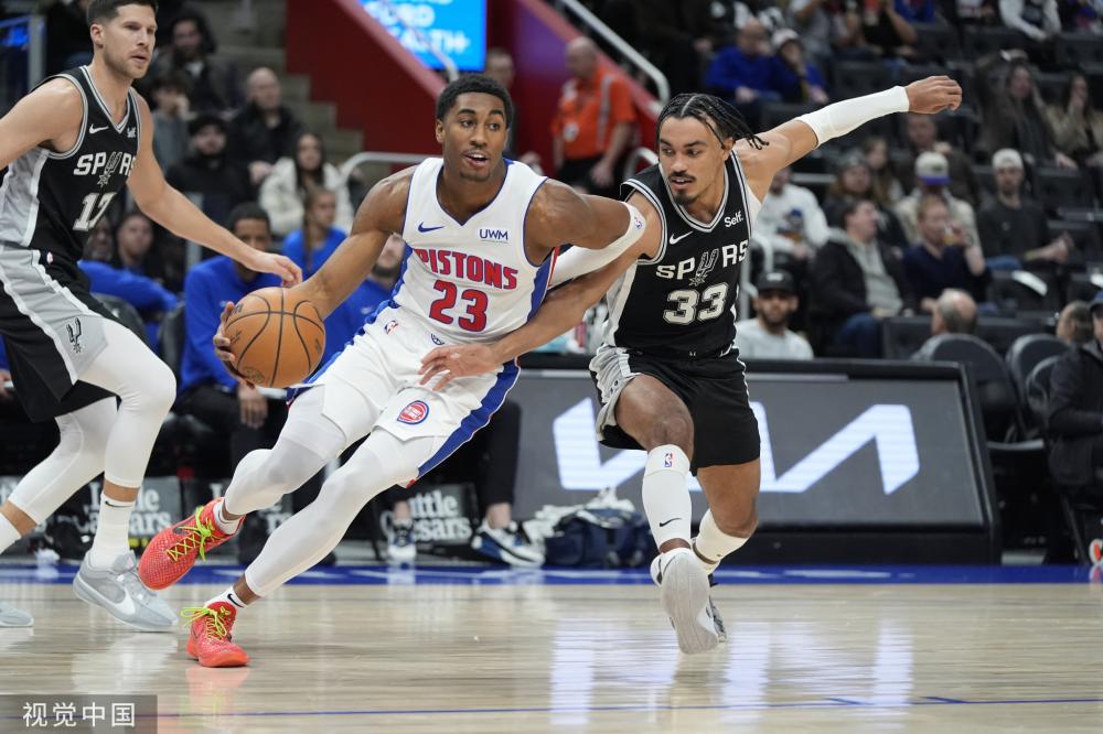 和抢断意识 和抢断意识